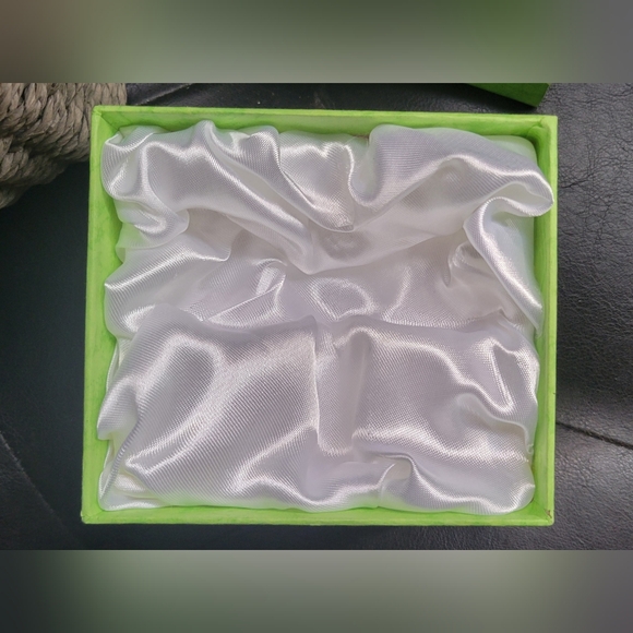 Oleg Cassini Blue Vintage Crystal Dragonfly, 4"x3.5"x1.5" - Picture 12 of 15